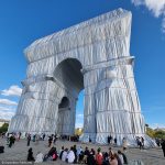 expo-plein-air-paris-arc-de-triomphe-empaquete-christo