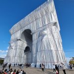 expo-plein-air-paris-christo-arc-de-triomphe-empaquete-2021